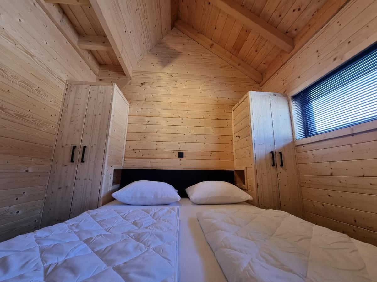 Chalet Met Sauna En Airconditioning シント・アナラント エクステリア 写真