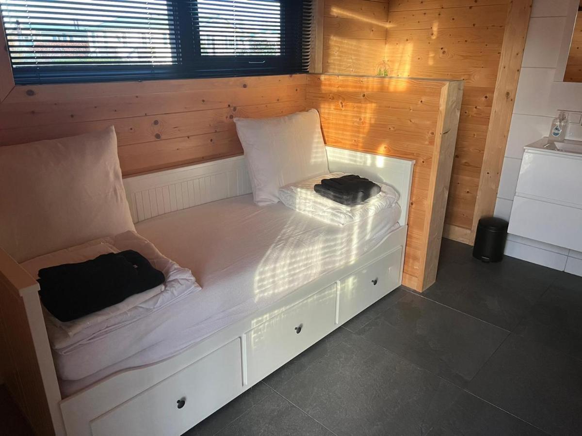 Chalet Met Sauna En Airconditioning シント・アナラント エクステリア 写真