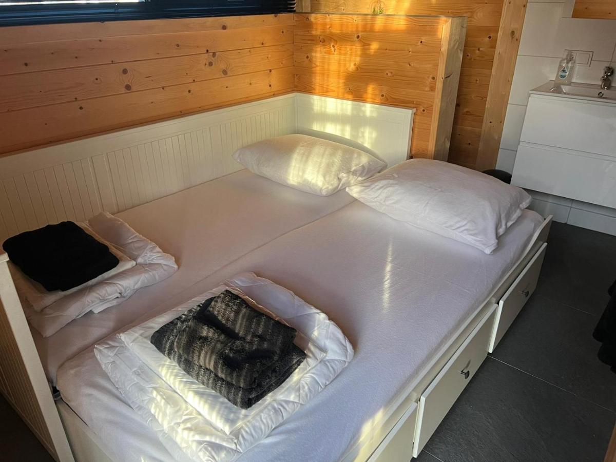 Chalet Met Sauna En Airconditioning シント・アナラント エクステリア 写真